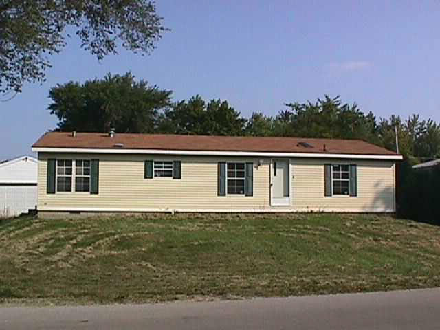 2400 East Purdue Road Muncie, IN 47303 - Photo 1 of 9