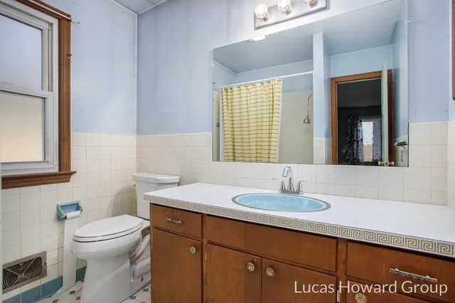 $385,000 | 8639 North 27th Street, Richland, MI 49083