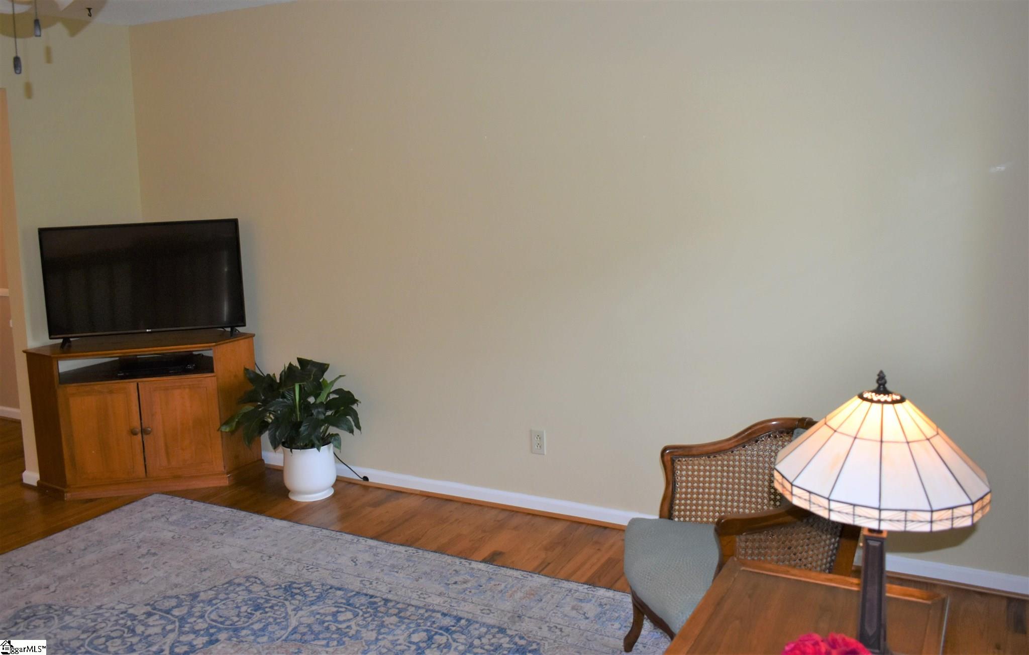 100 Bennington Road Greer, SC 29650 - Photo 5 of 36 Gallery Image 5