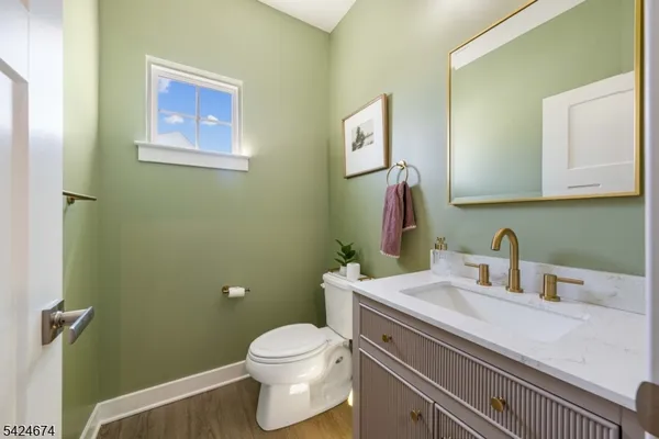 $990,000 | 15 Esposito Lane, Landing, NJ 07850