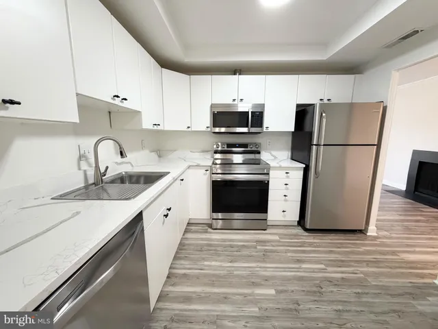 $209,900 | 10024 Stedwick Road, Unit 301, Gaithersburg, MD 20886