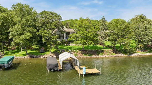 $6,449,000 | 5155 Weeks Road, Greenwood, MN 55331