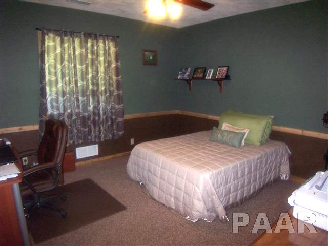 500 Brookview Road East Peoria, IL 61611 - Photo 11 of 15 Gallery Image 11