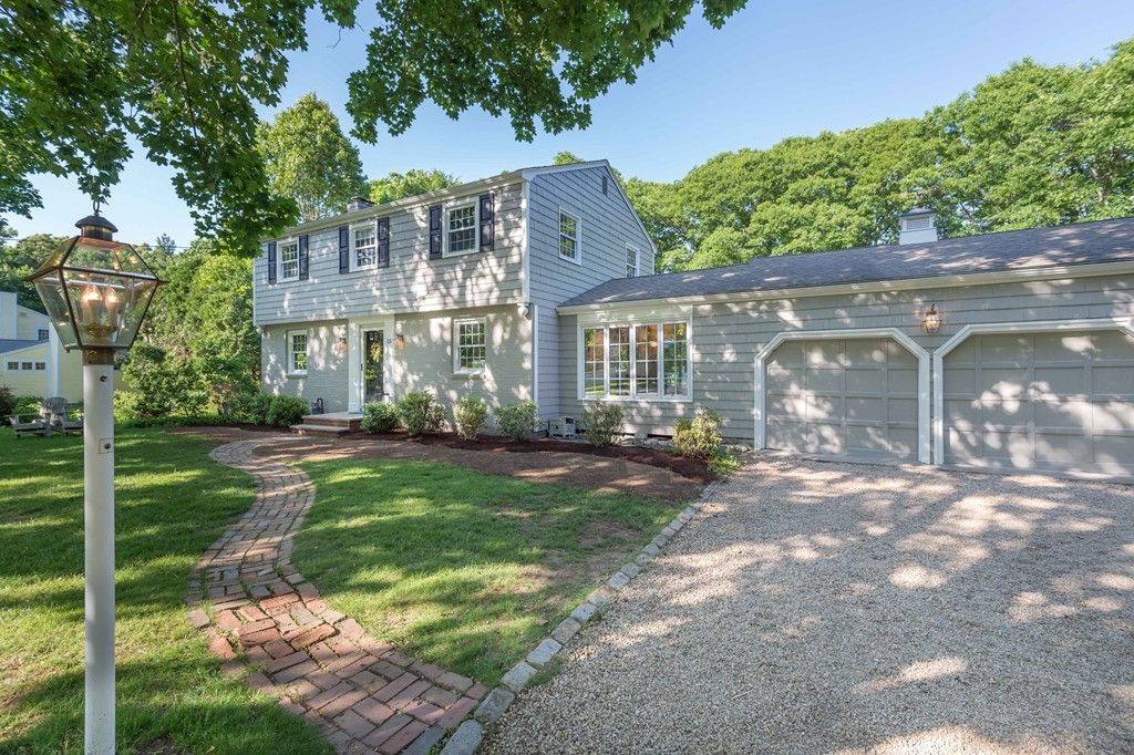 13 Strawberry Hill Road Andover, MA 01810 - Photo 2 of 25