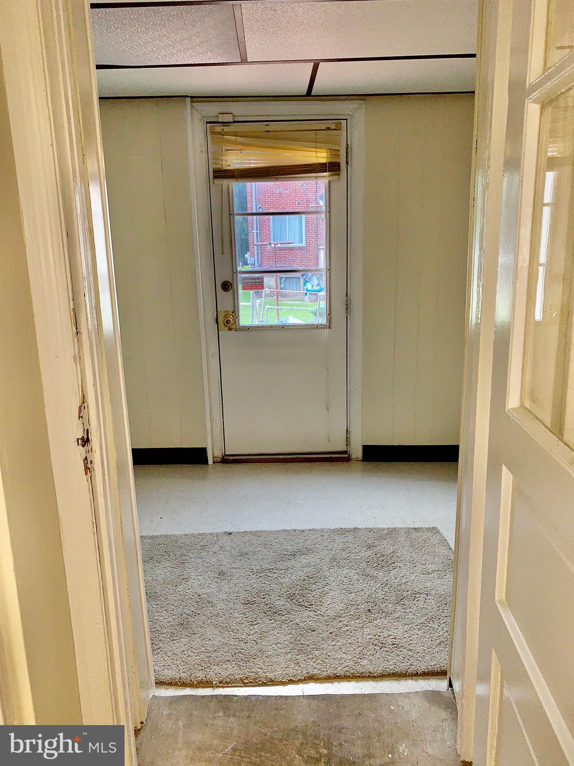 518 Coventry Road Baltimore, MD 21229 - Photo 16 of 32