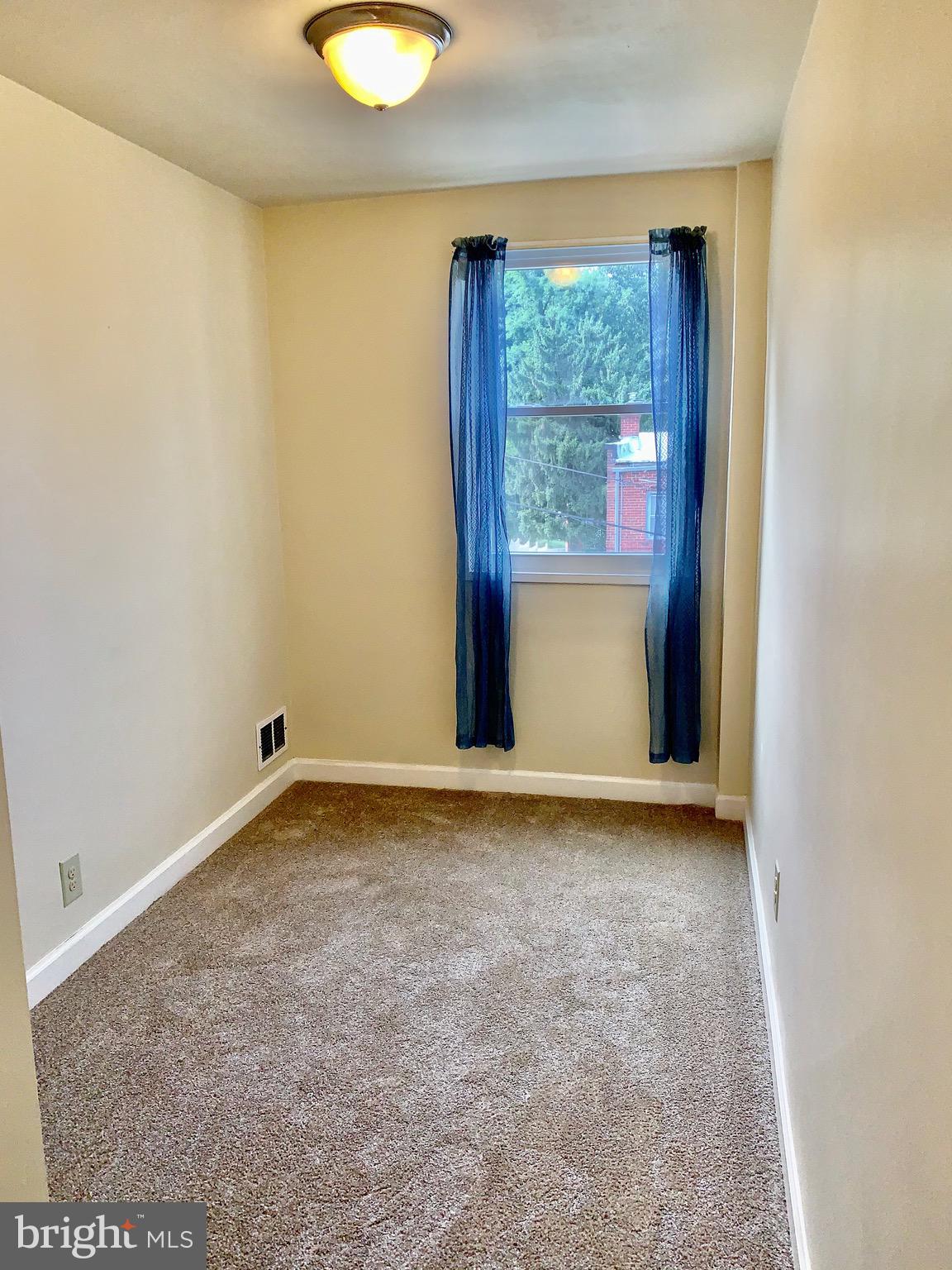 518 Coventry Road Baltimore, MD 21229 - Photo 24 of 32
