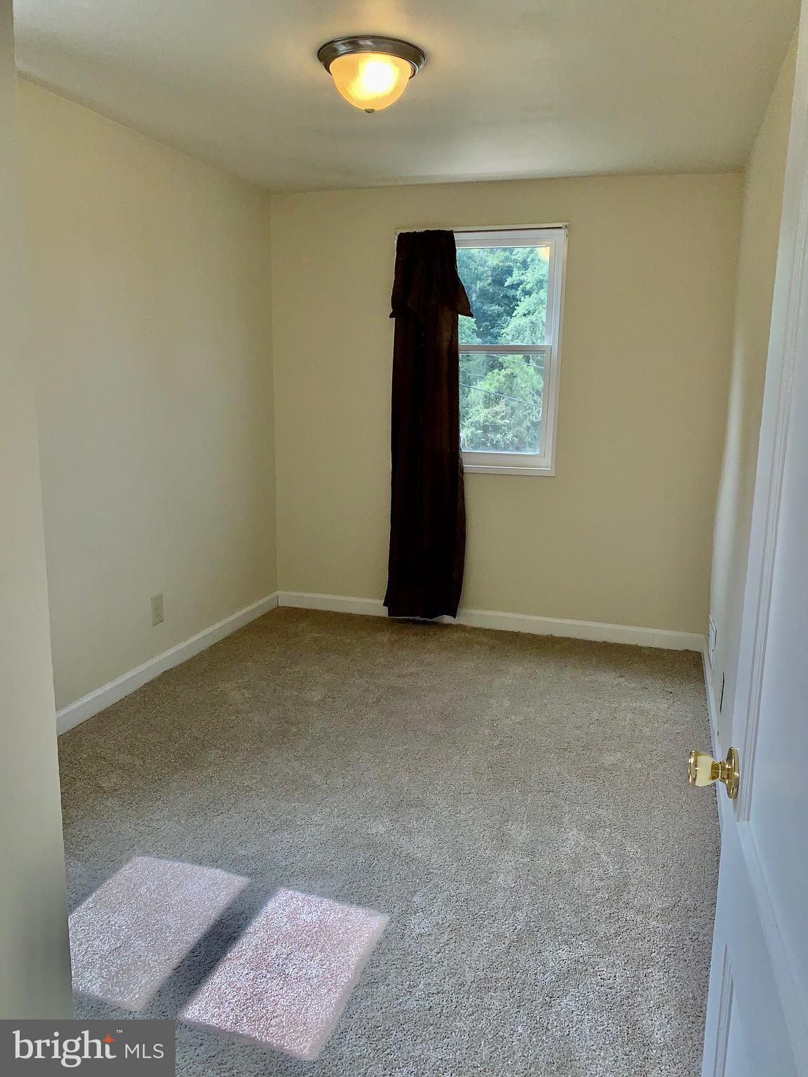 518 Coventry Road Baltimore, MD 21229 - Photo 25 of 32