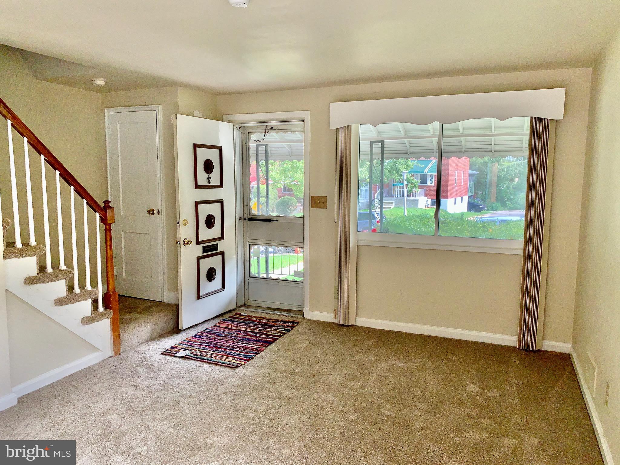 518 Coventry Road Baltimore, MD 21229 - Photo 4 of 32