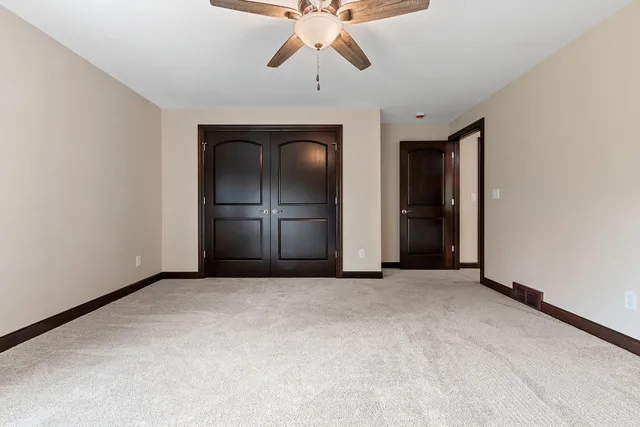 $869,900 | 2534 North Stellita Circle, De Pere, WI 54115