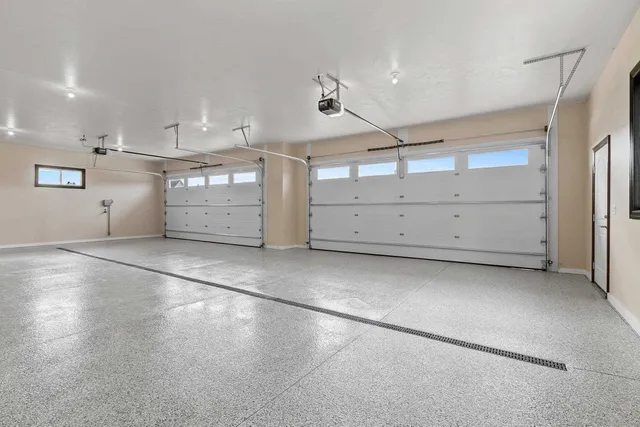 $869,900 | 2534 North Stellita Circle, De Pere, WI 54115