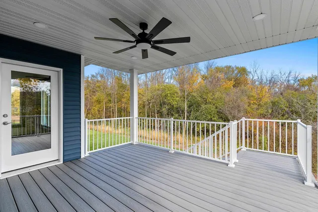 $869,900 | 2534 North Stellita Circle, De Pere, WI 54115