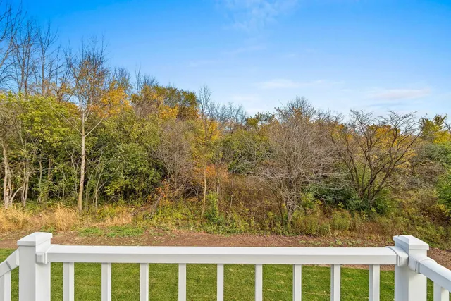 $869,900 | 2534 North Stellita Circle, De Pere, WI 54115