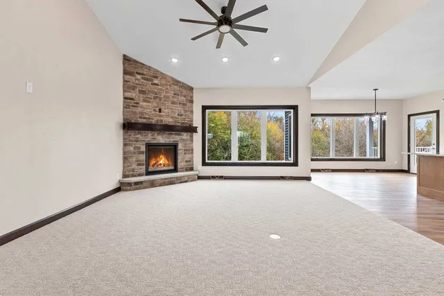 $869,900 | 2534 North Stellita Circle, De Pere, WI 54115