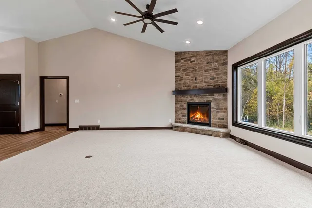 $869,900 | 2534 North Stellita Circle, De Pere, WI 54115