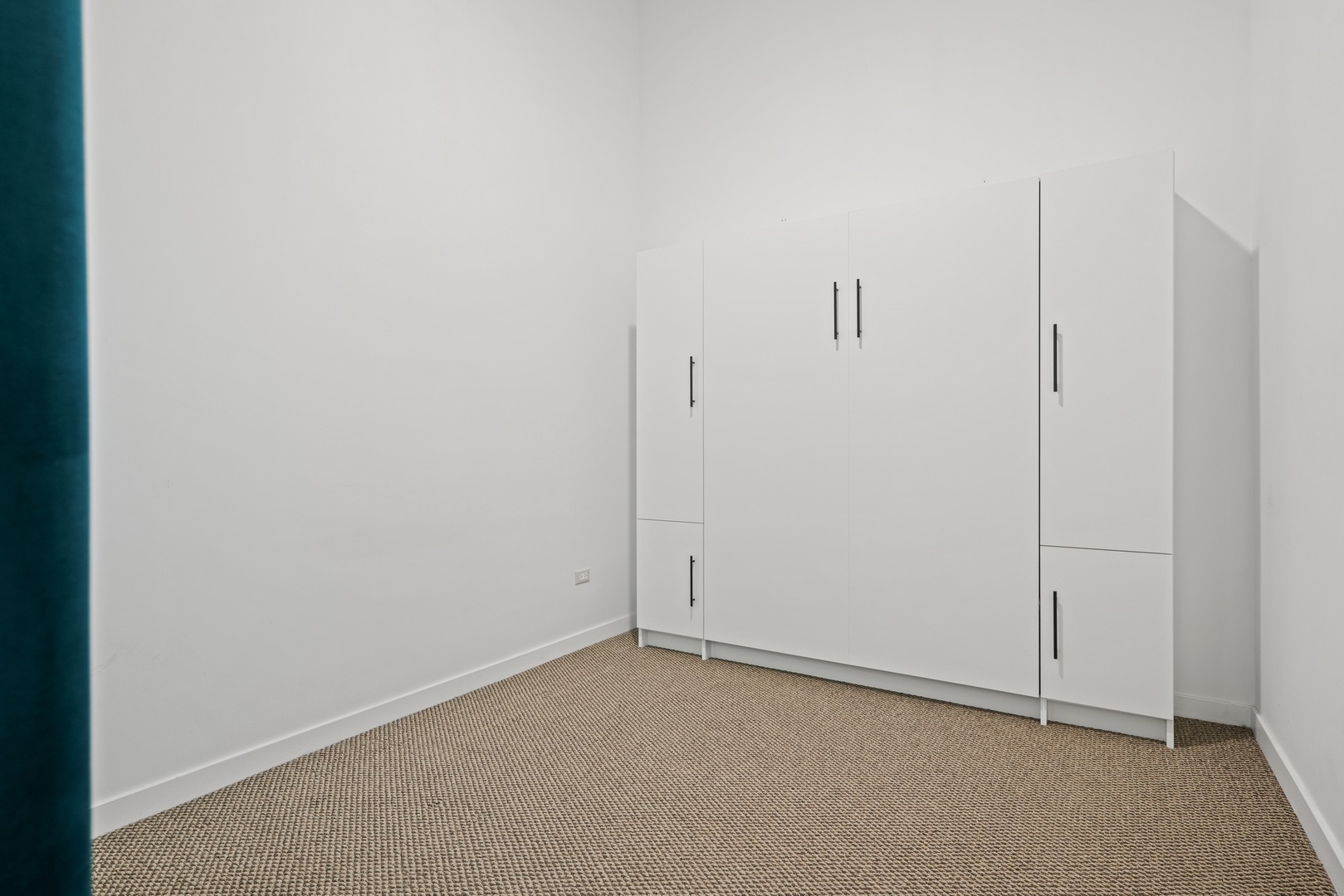 1224 West Van Buren Street, Unit 304 Chicago, IL 60607 - Photo 22 of 28 a view of an empty room