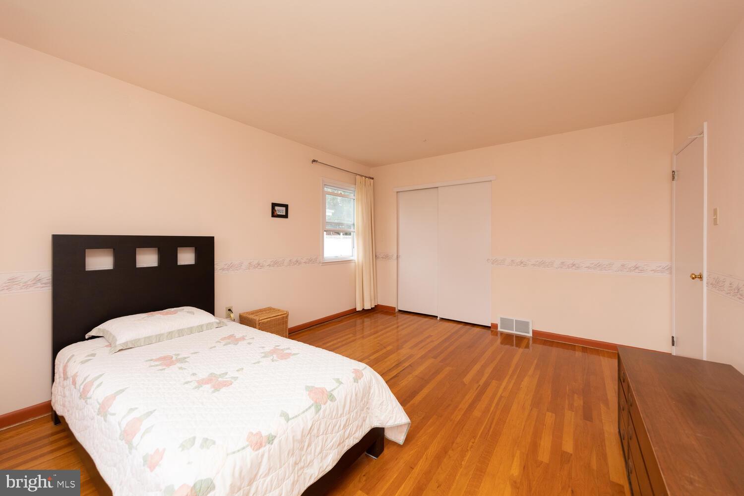 9322 Laramie Road Philadelphia, PA 19115 - Photo 23 of 35 Bedroom 2