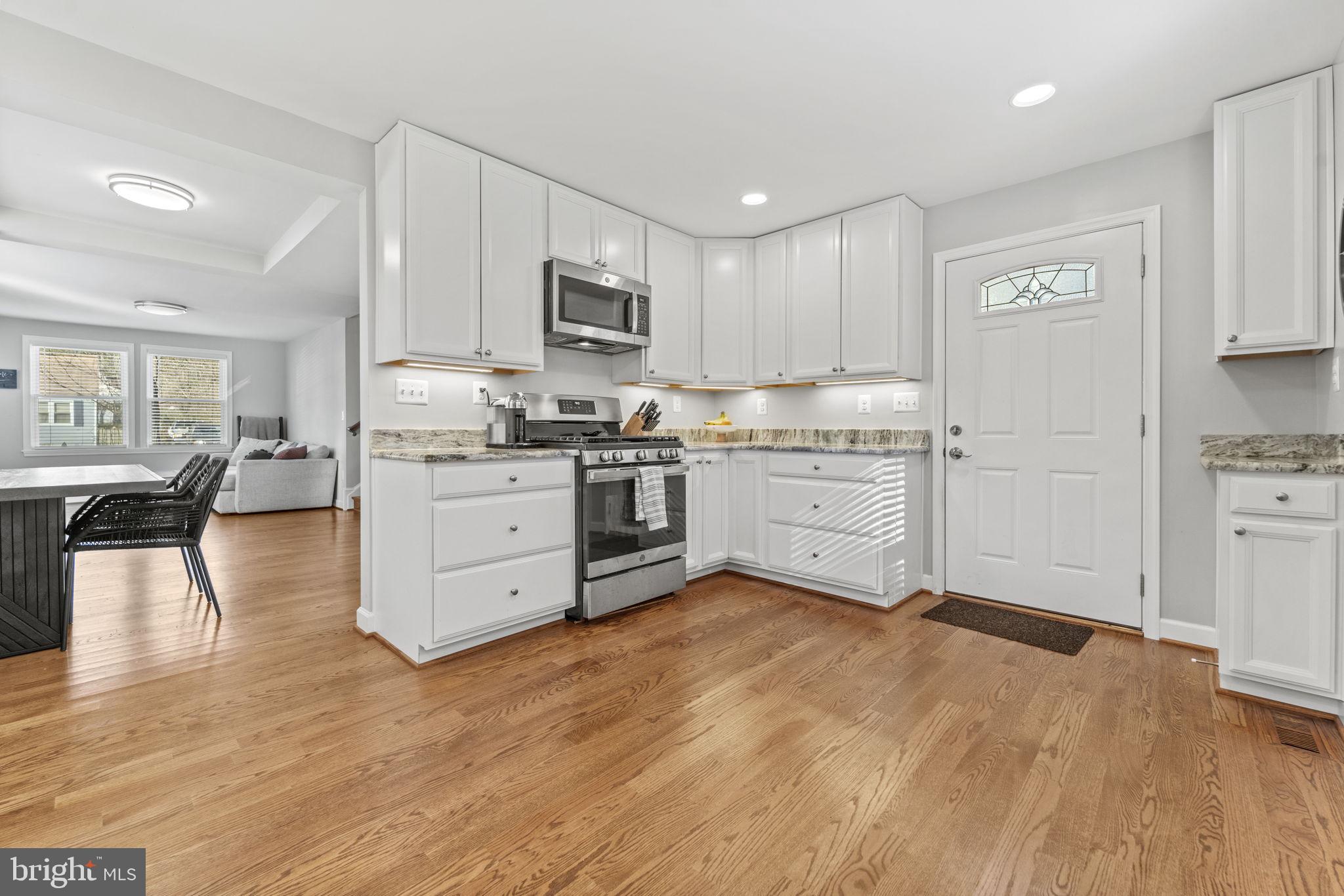 3033 Wayne Road Falls Church, VA 22042 - Photo 11 of 40 Gallery Image 11