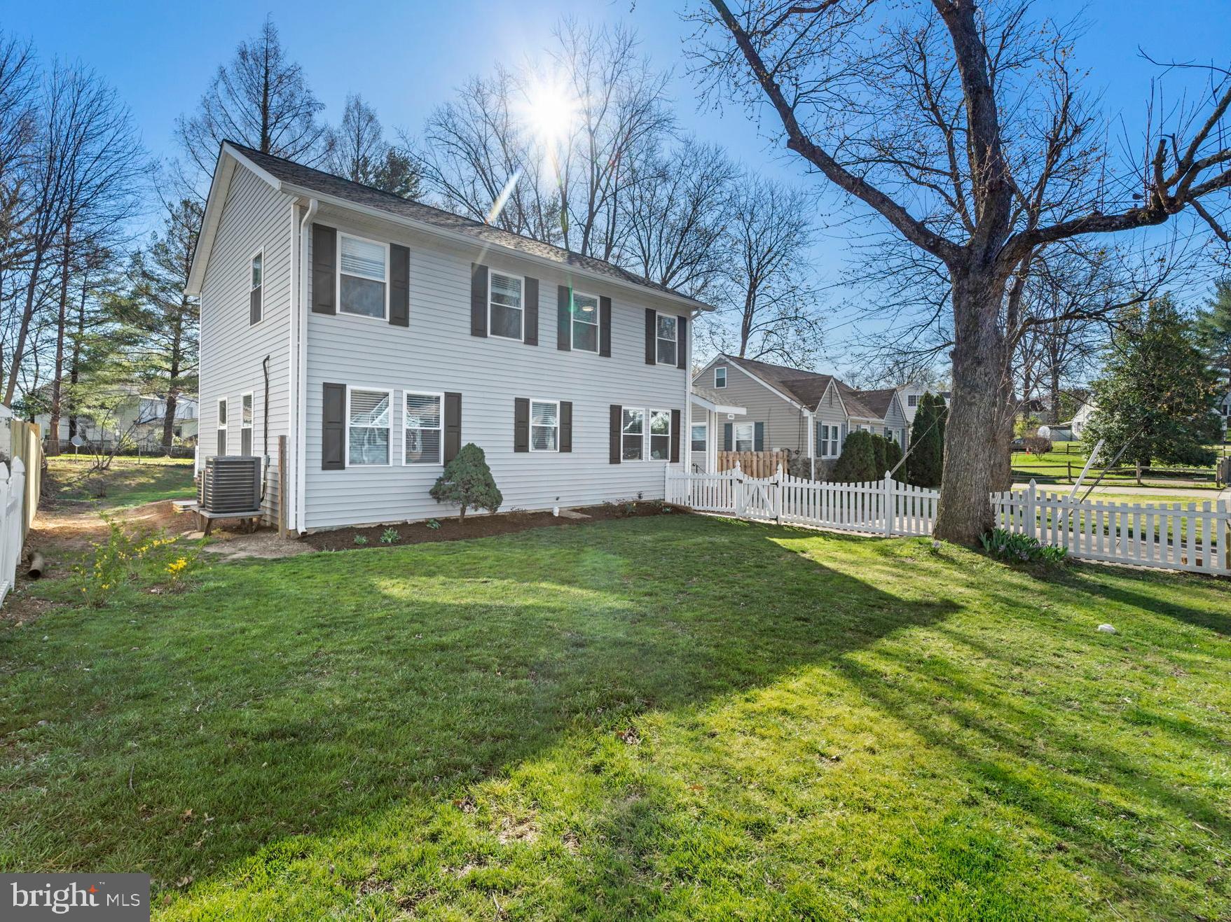 3033 Wayne Road Falls Church, VA 22042 - Photo 3 of 40 Gallery Image 3