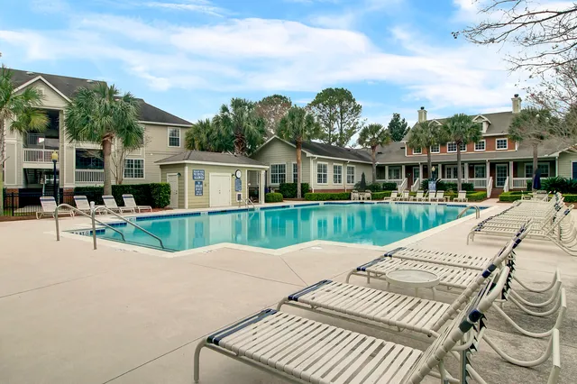 $435,000 | 1600 Long Grove Drive, Unit 1727, Mount Pleasant, SC 29464