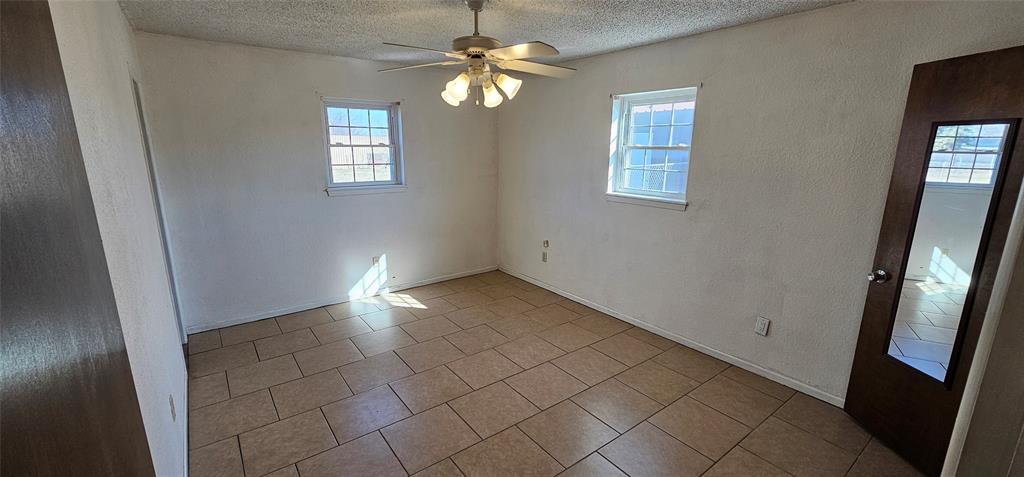 9 Santa Fe Drive Tuscola, TX 79562 - Photo 22 of 40 1