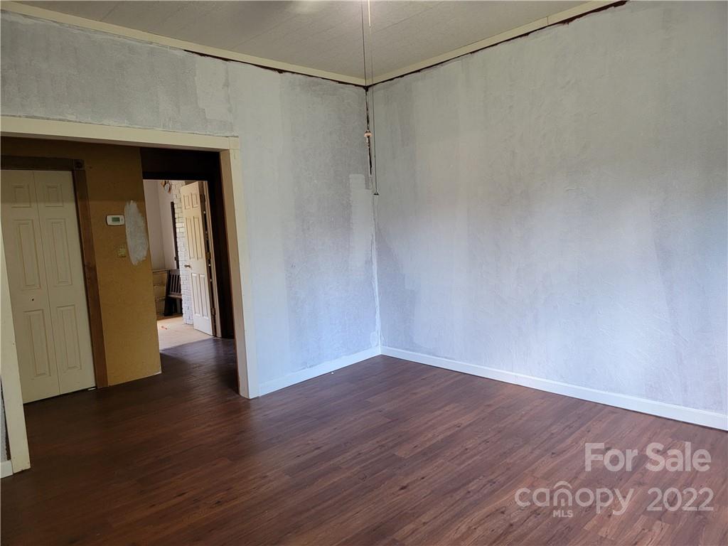 2462 Enola Road Morganton, NC 28655 - Photo 11 of 26 Gallery Image 11