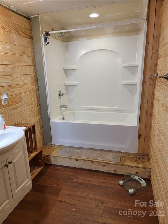 2462 Enola Road Morganton, NC 28655 - Photo 14 of 26 Gallery Image 14