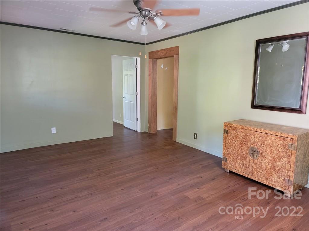 2462 Enola Road Morganton, NC 28655 - Photo 16 of 26 Gallery Image 16
