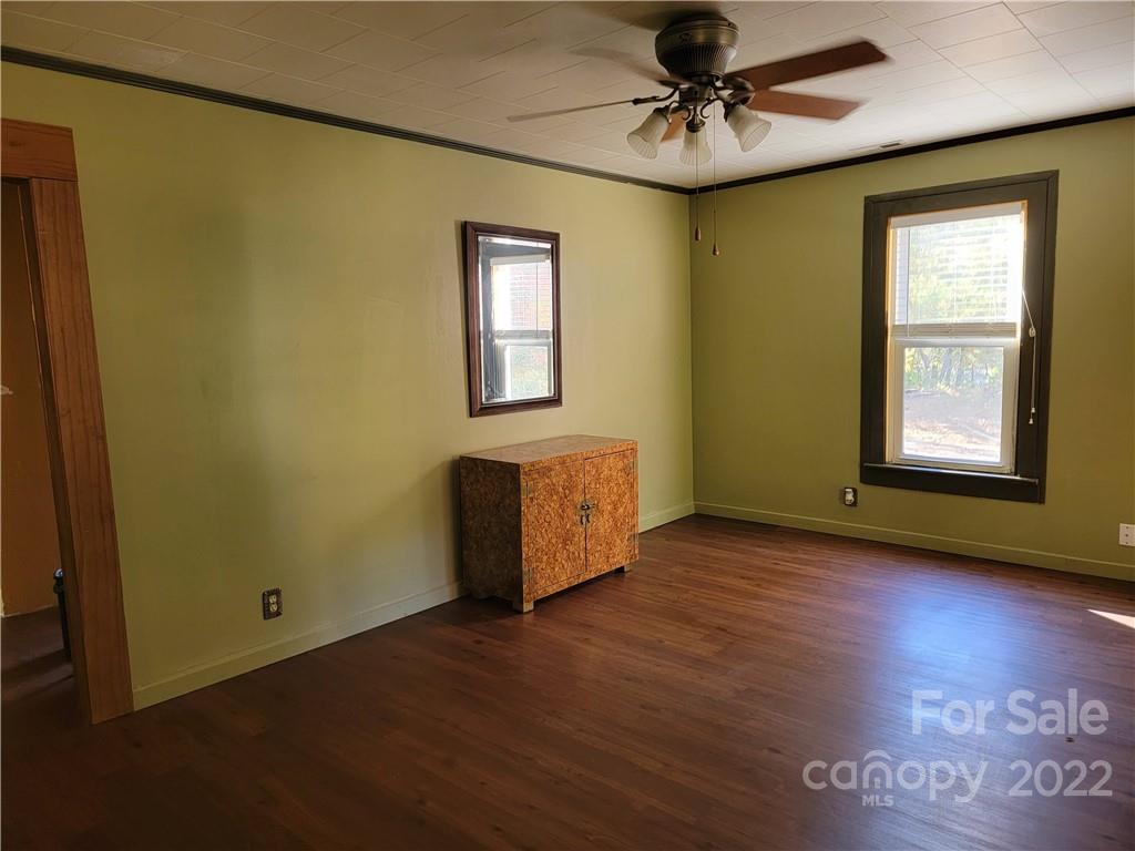 2462 Enola Road Morganton, NC 28655 - Photo 17 of 26 Gallery Image 17
