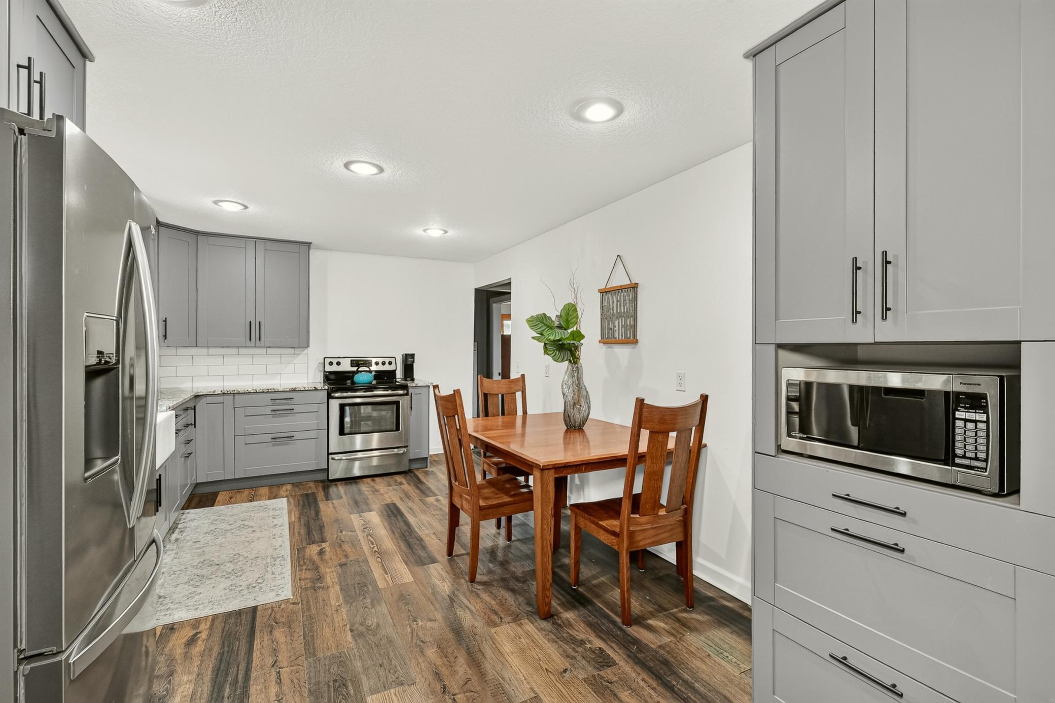 4220 Eastwood Road Southeast Rochester, MN 55904 - Photo 16 of 53 Gallery Image 16
