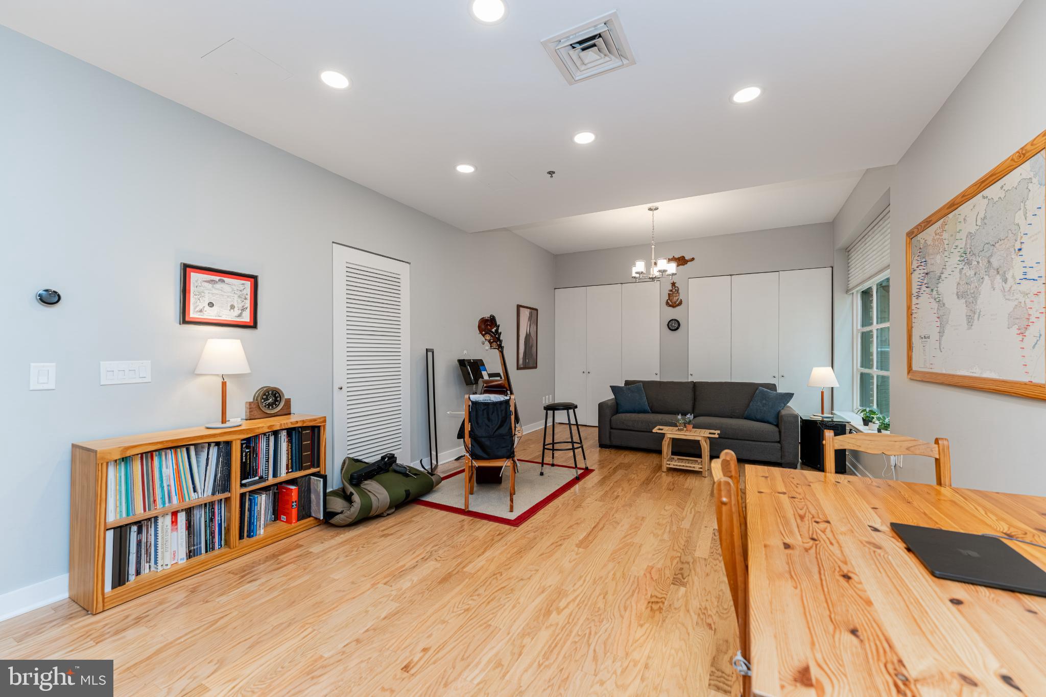 675 E Street Northwest, Unit 350 Washington, DC 20004 - Photo 7 of 20 Bright and inviting multi-purpose space.