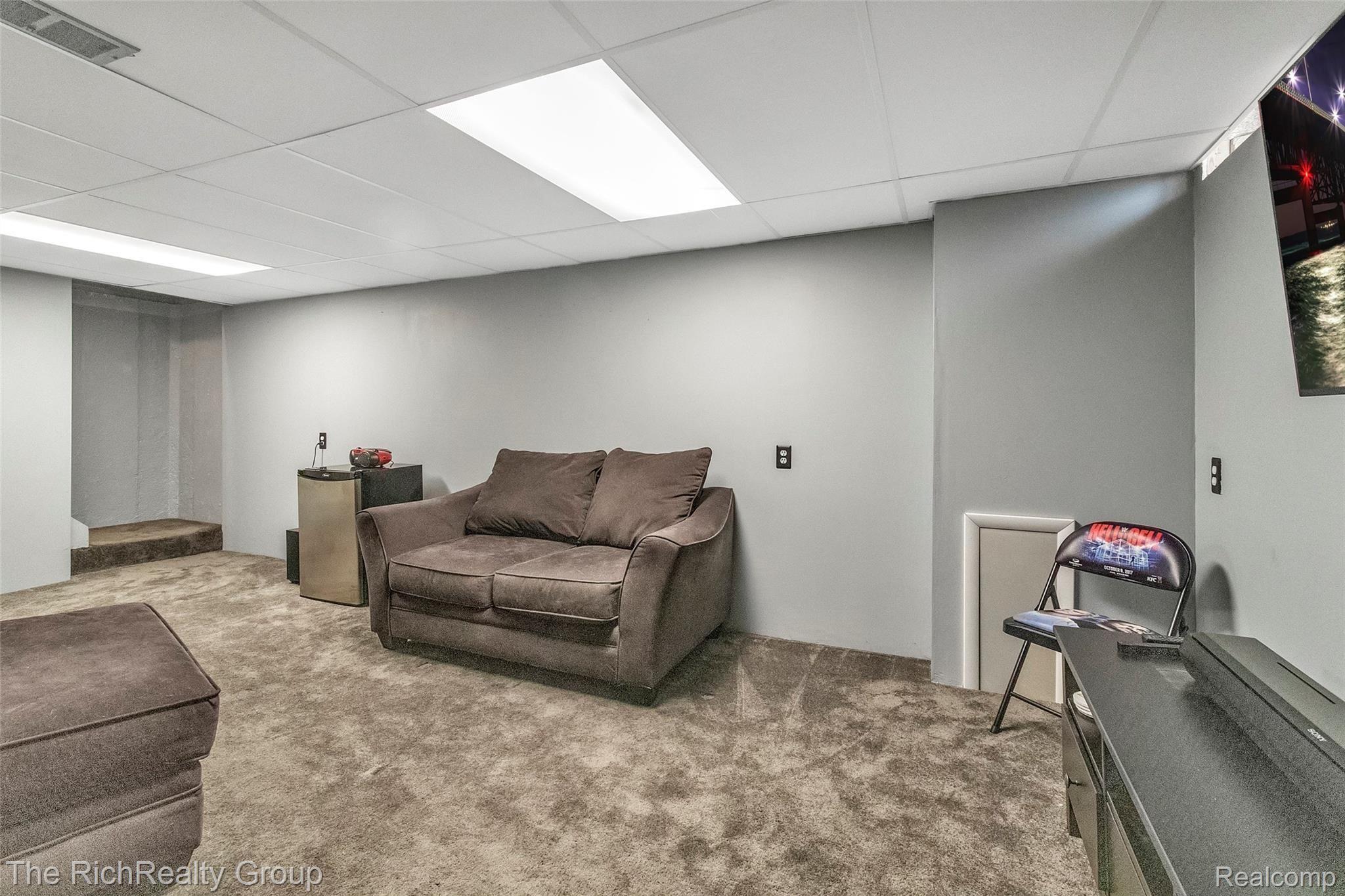 44189 Arlington Road Canton, MI 48187 - Photo 35 of 45 44189-Arlington-Rd-Canton-MI-windowstill-35.jpg