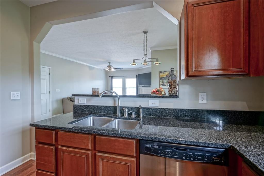 1296 Shadow Ridge Road Indianapolis, IN 46280 - Photo 23 of 38 Gallery Image 23