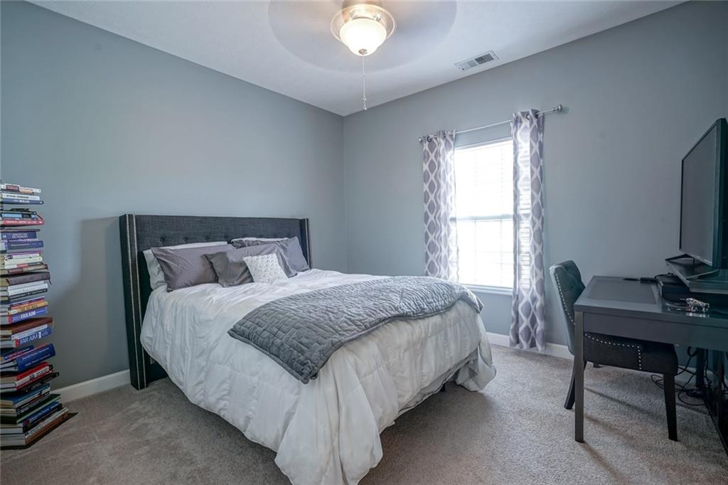1296 Shadow Ridge Road Indianapolis, IN 46280 - Photo 8 of 38 Gallery Image 8