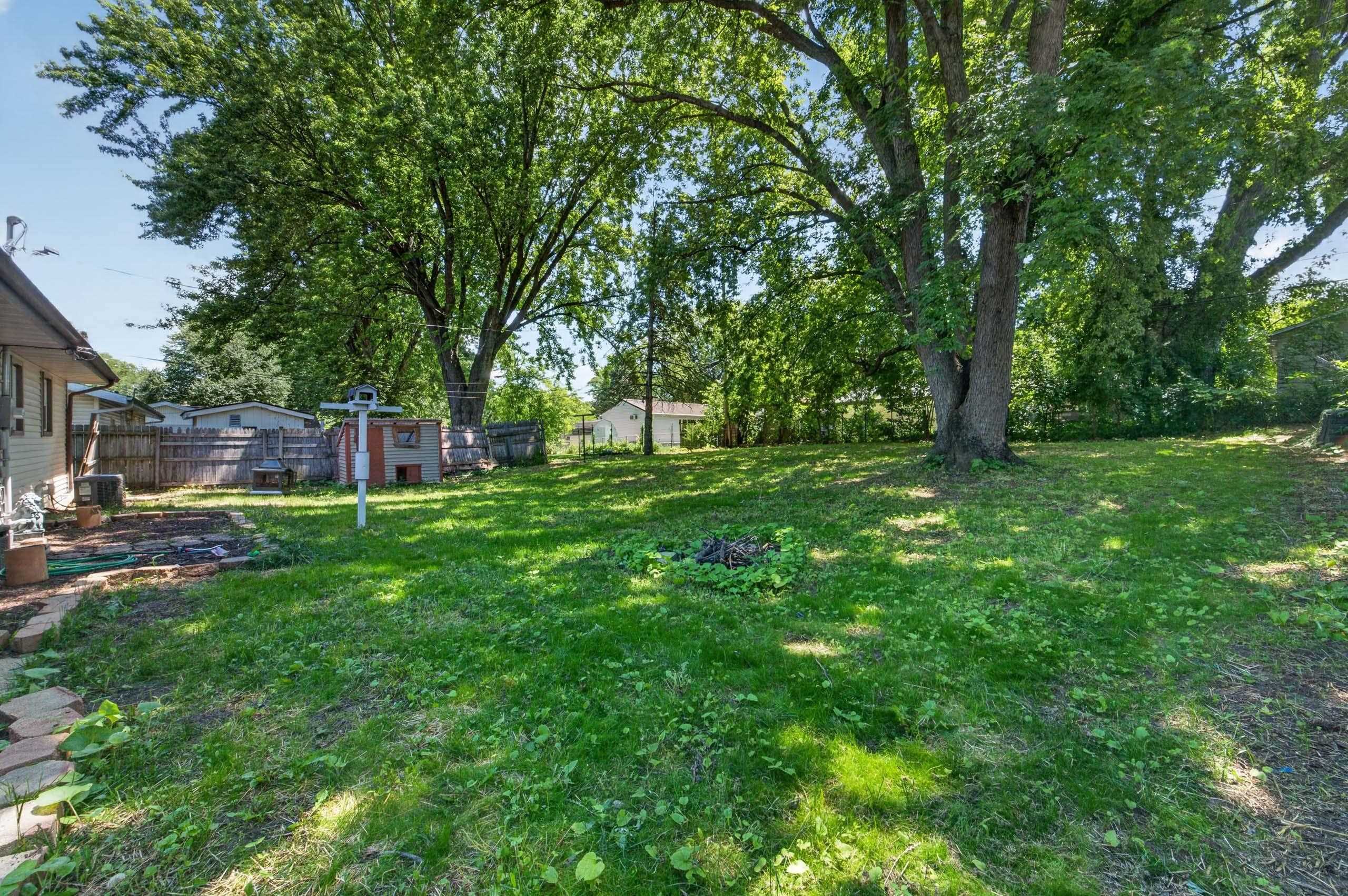 1121 Debra Lane Madison, WI 53704 - Photo 20 of 22