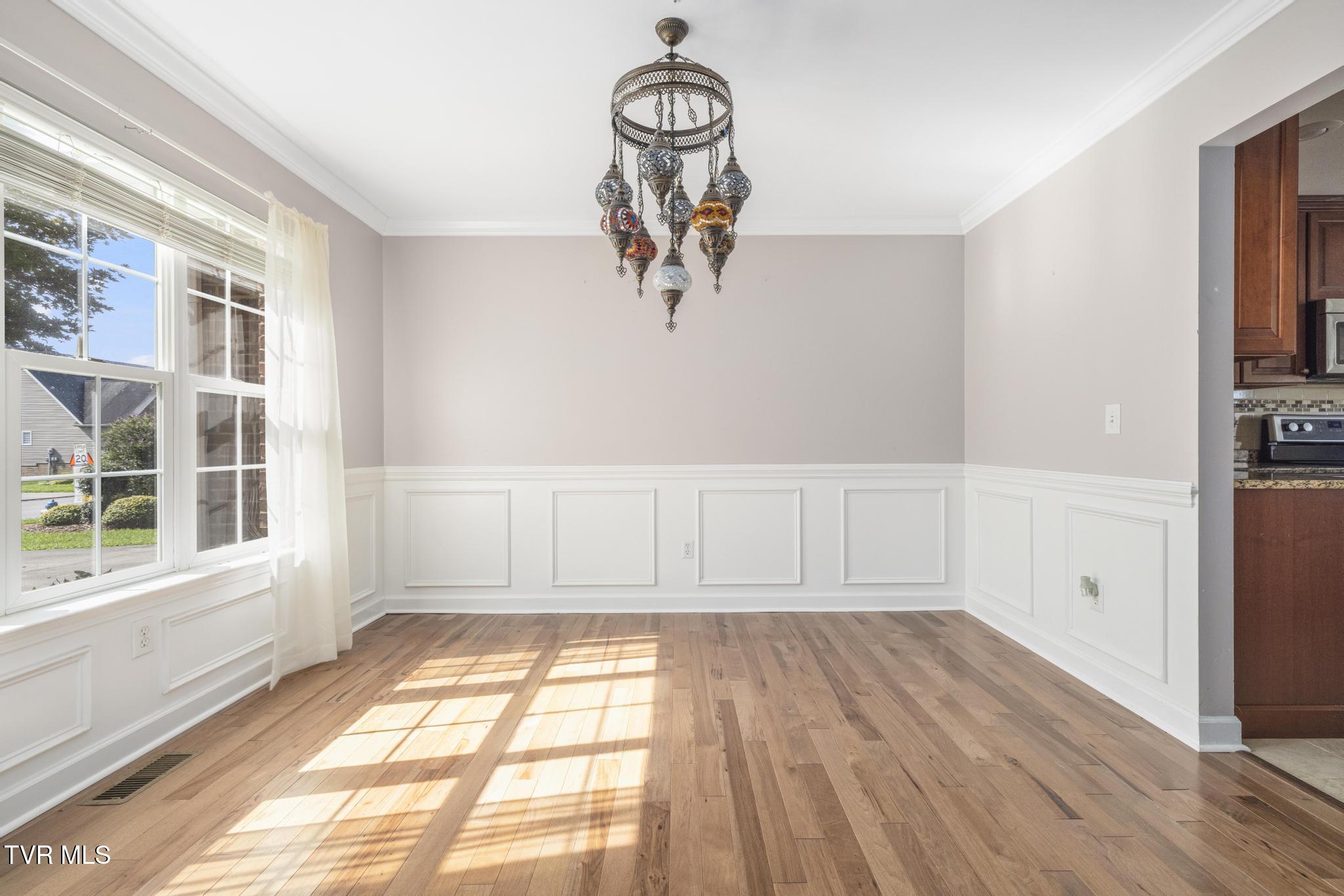 102 Ridgeview Meadows Drive Gray, TN 37615 - Photo 12 of 51 Dining