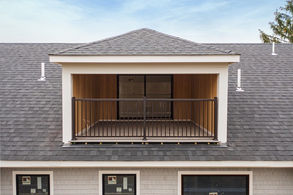 240 Old Farm Road Newton, MA 02459 - Photo 20 of 24