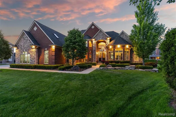 $1,158,000 | 56074 Lario Court, Macomb, MI 48042