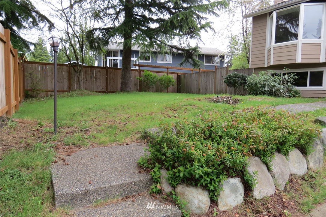 18656 129th Place Southeast Renton, WA 98058 - Photo 2 of 20 Gallery Image 2