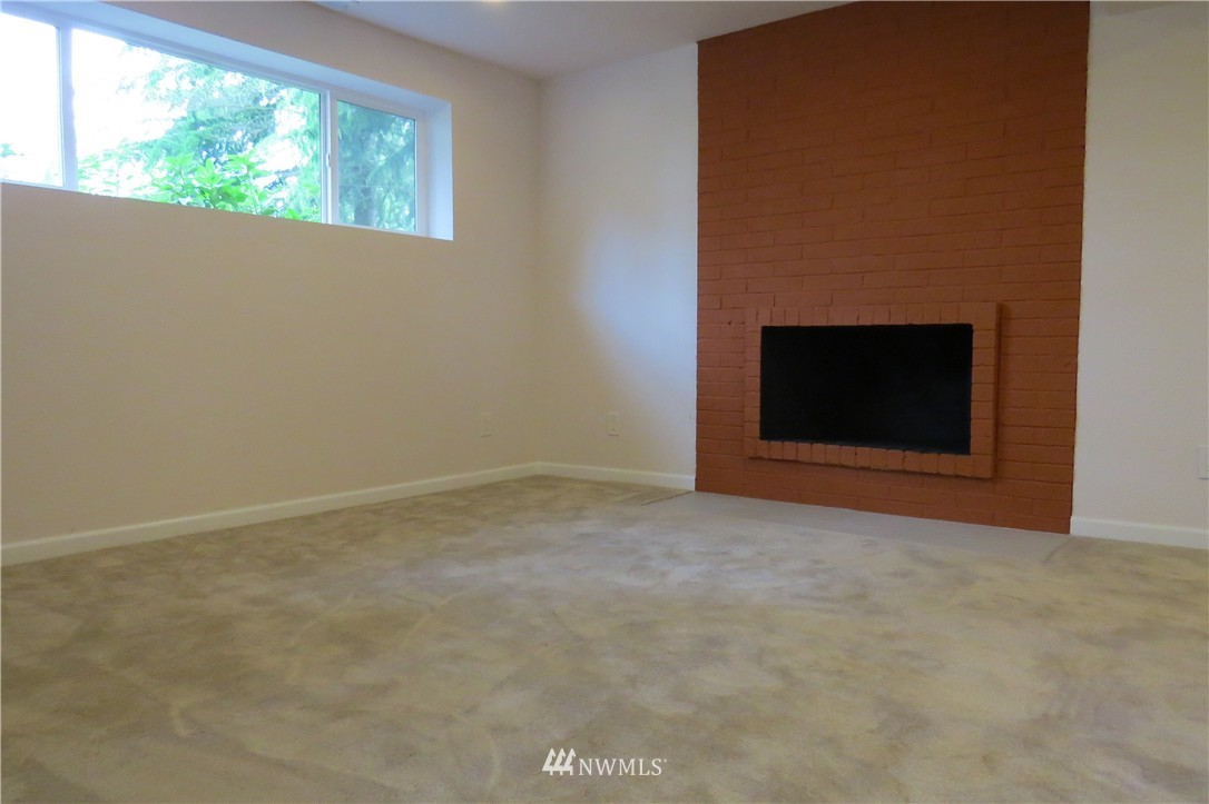 18656 129th Place Southeast Renton, WA 98058 - Photo 15 of 20 Gallery Image 15