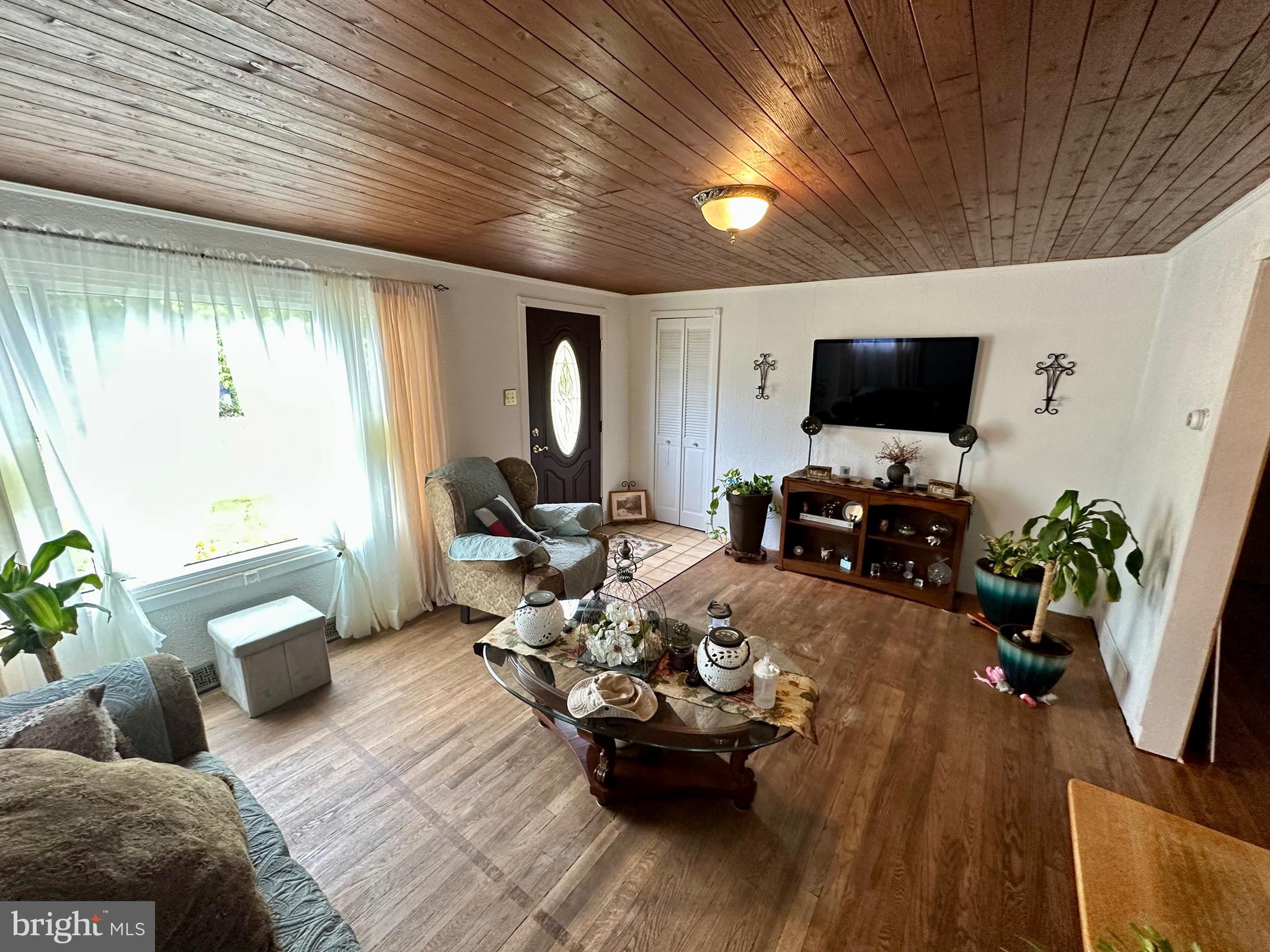 5967 Pine Road Thomasville, PA 17364 - Photo 13 of 25 Gallery Image 13