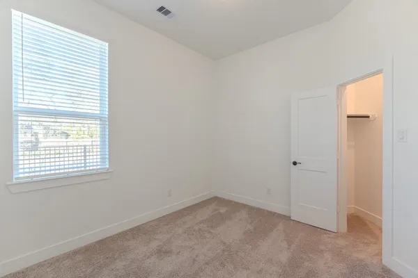 $2,600 | 676 Crested Duck Court, Willis, TX 77318