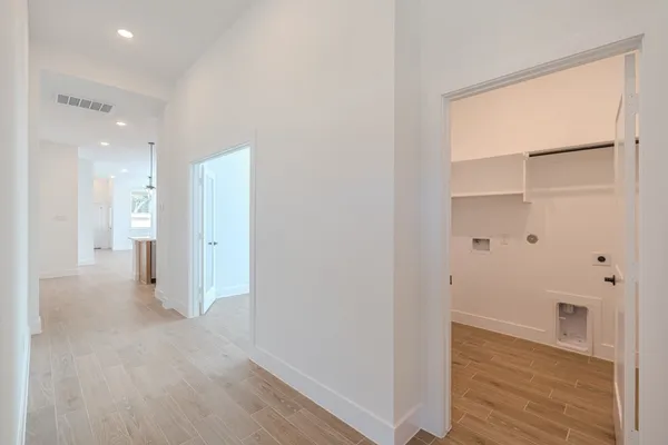 $2,600 | 676 Crested Duck Court, Willis, TX 77318