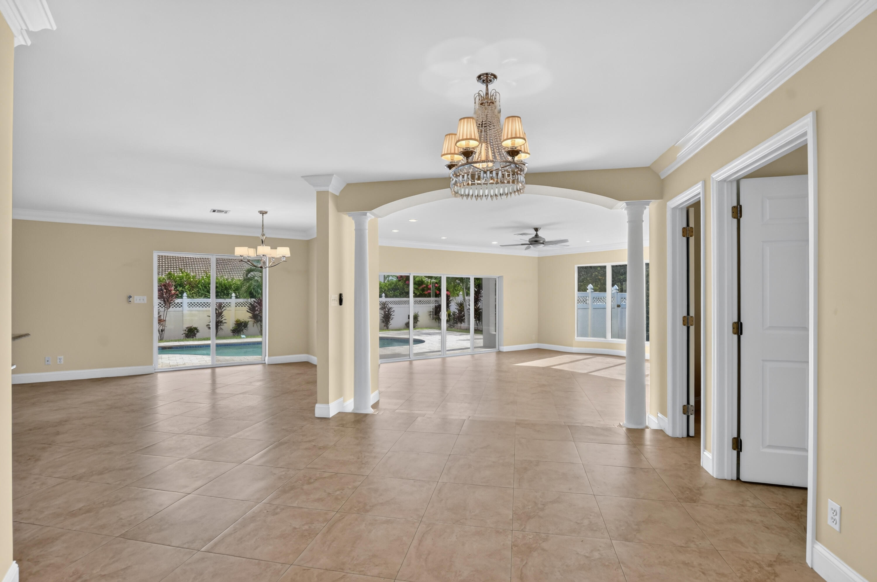 899 Granada Drive Boca Raton, FL 33432 - Photo 4 of 38 8-print-DSC_4313