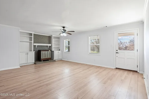 $284,900 | 718 Flag Lake Road, Sarah, MS 38665