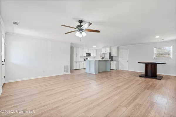 $284,900 | 718 Flag Lake Road, Sarah, MS 38665