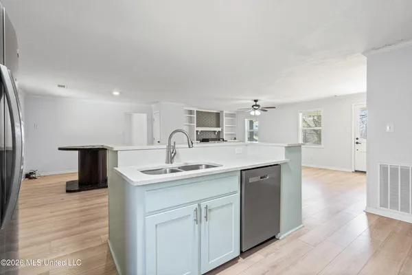 $284,900 | 718 Flag Lake Road, Sarah, MS 38665