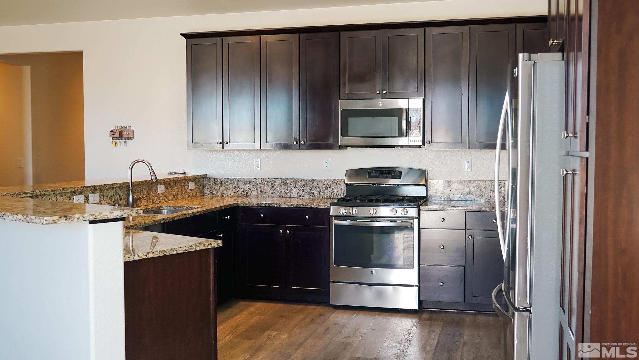 2063 Whitecliff Drive Reno, NV 89521 - Photo 25 of 31 Photo 28