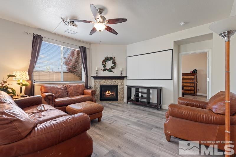 2063 Whitecliff Drive Reno, NV 89521 - Photo 6 of 31 Photo 6