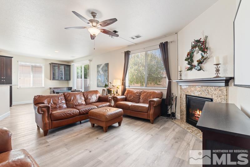 2063 Whitecliff Drive Reno, NV 89521 - Photo 7 of 31 Photo 7