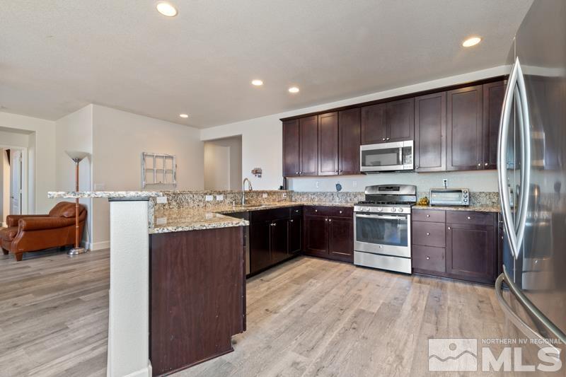2063 Whitecliff Drive Reno, NV 89521 - Photo 9 of 31 Photo 10